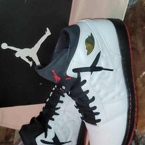 2012. Air Jordan 1 retro '97. Men's size 13. 9/10 condition. W/OG box. - Picture 6 of 16